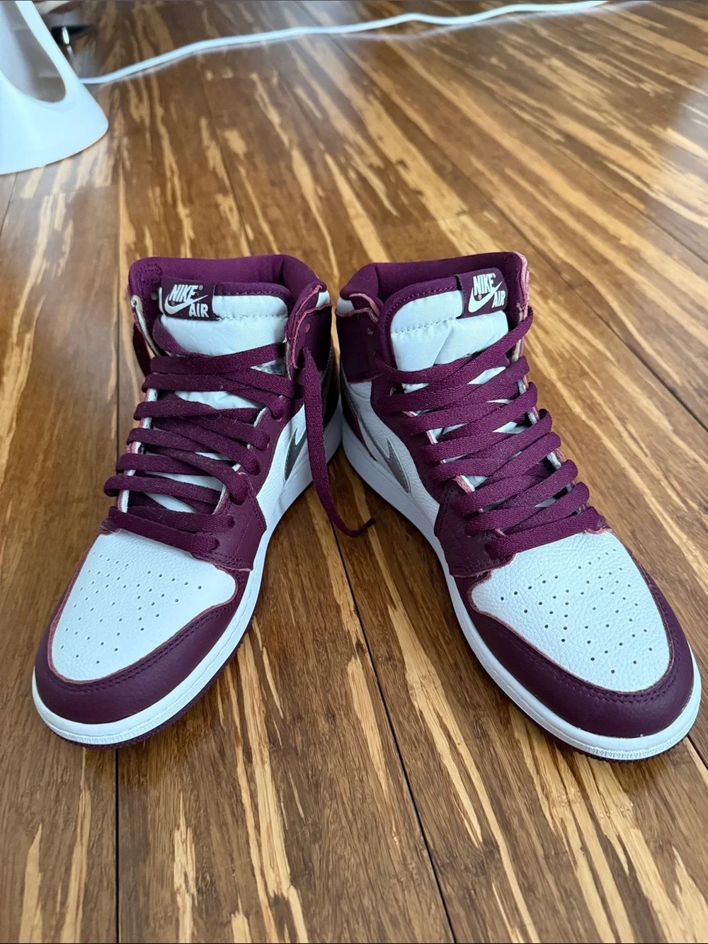 Air Jordan 1 Retro High OG 'Bordeaux'